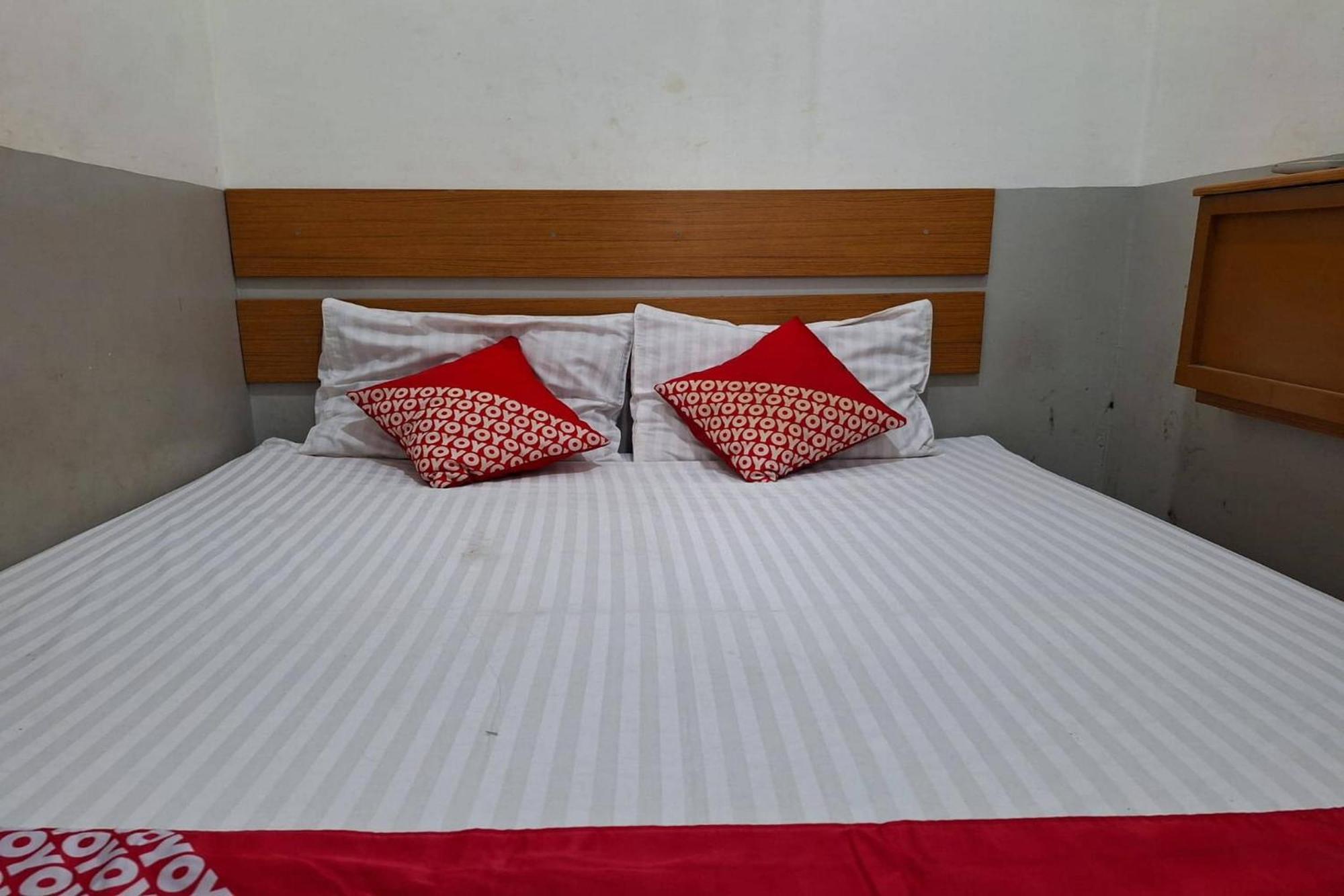 Oyo 93584 Rukotel South Tangerang Εξωτερικό φωτογραφία