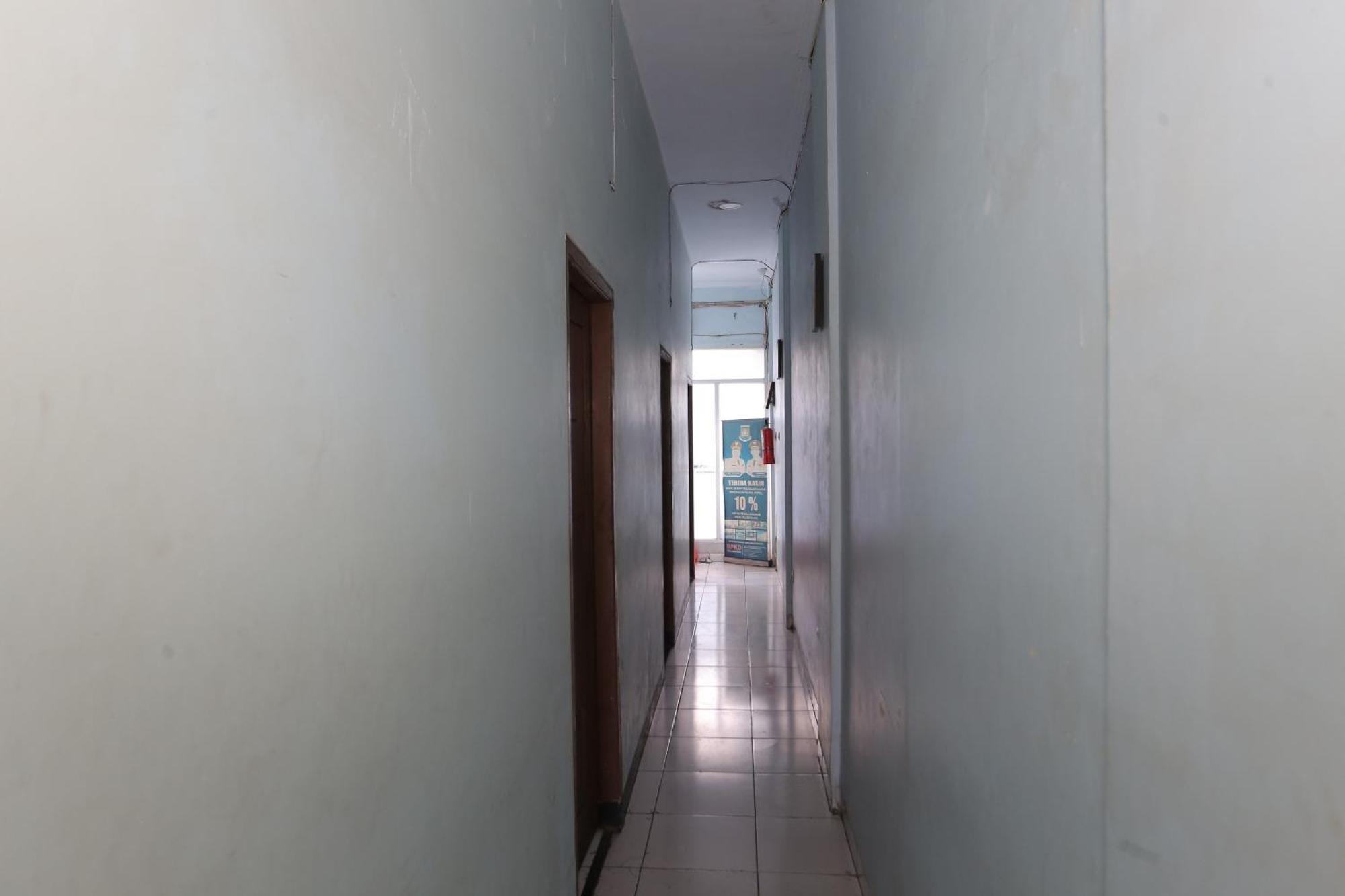 Oyo 93584 Rukotel South Tangerang Εξωτερικό φωτογραφία